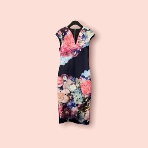 BRYNEE bodycon focus bouquet dress